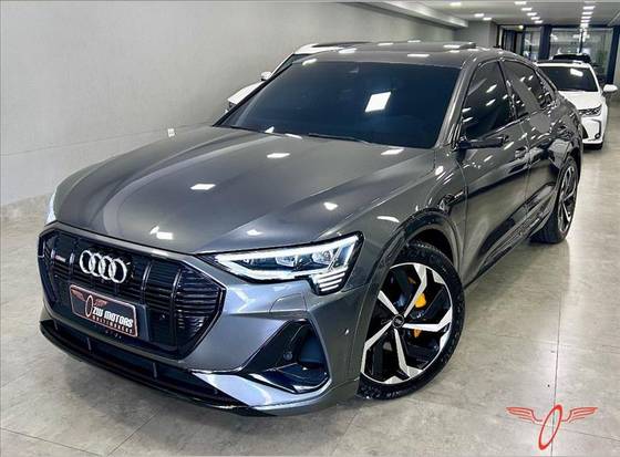 AUDI E-TRON ELÉTRICO SPORTBACK PERFORMANCE QUATTRO